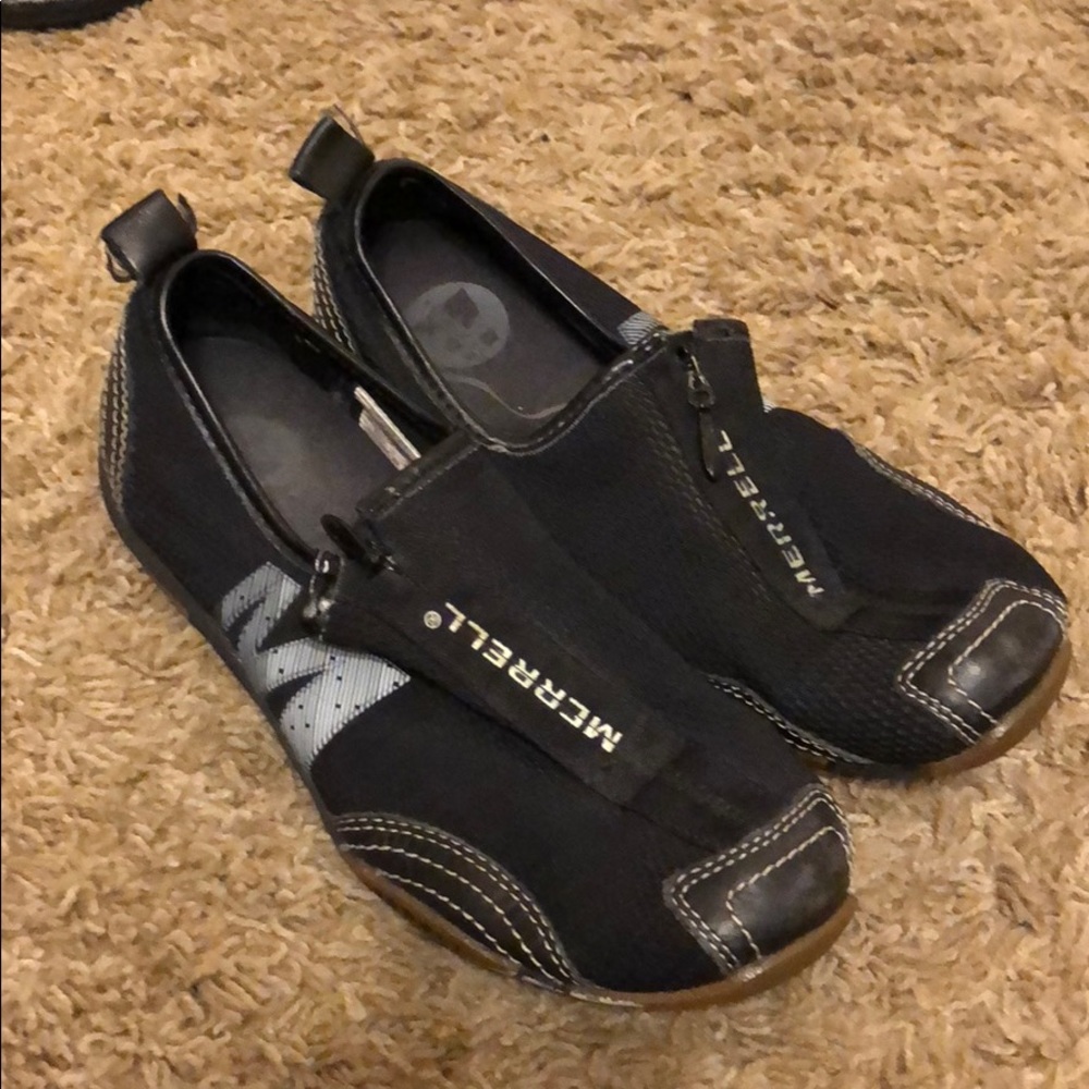Merrell barrado size 7 Black